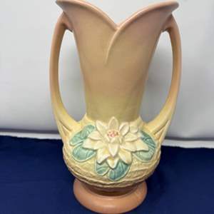 Lot #8 - Nice Vintage Hull Vase (10")