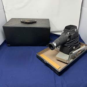 Lot #198 - Vintage GoldE Projector Model 300-P with Case