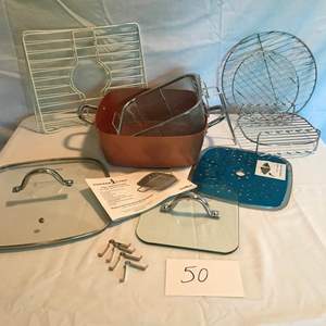 Lot # 50 - New Copper Chef pan, wire racks