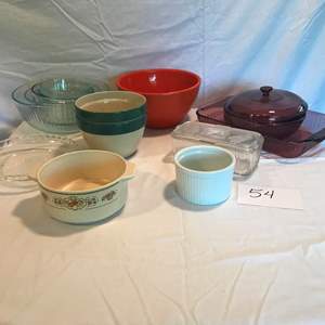 Lot # 54 - Pyrex baking dishes,  bowls & more