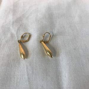 Lot # 267 - .585 Earrings - 1.62 grams (Test @ 14k).