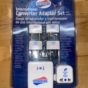 Lot #6 American Tourister International Converter Adaptor Set