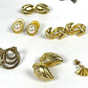 Lot #51 Vintage Pierced Earring Assortment (6 pairs)