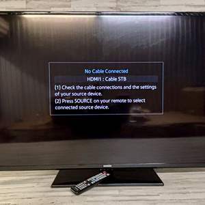 Lot #79 Pre-Owned Samsung 60" class (1080p) smart led tv 