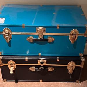 Lot # 93 -  Vintage Trunk Set- 2 Pieces 