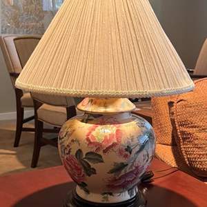 Lot # 112 - Asian Inspired Floral Table Lamp