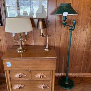 F- Lot #39 - Vintage Lamps