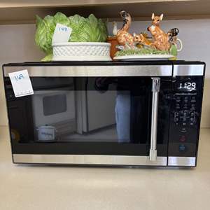 K- Lot #169 -  Hamilton Beach Microwave Oven - 1000 Watts