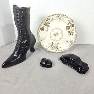 Lot #537 - Vintage Collectible Lot: Black Glass and Obsidian Items Including Avon Volkswagen "Wild Country" After Shave Bottle 