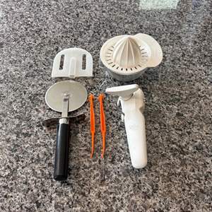 Lot #15 Pampered Chef Kitchen Utensils