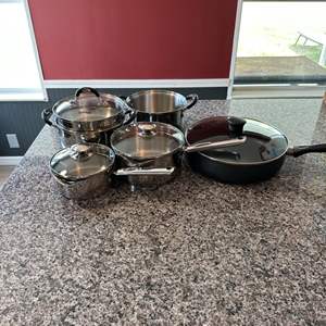 Lot #28 Assorted Pots & Pans