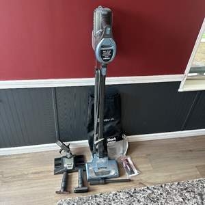 Lot #46 Shark Vacuum Cleaner Head & Rocket Vacuum Cleaner