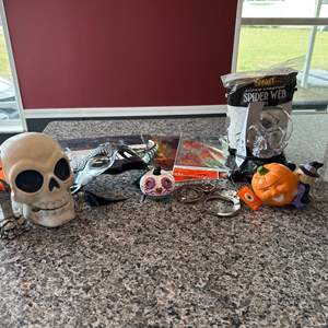 Lot #55 Halloween Decorations