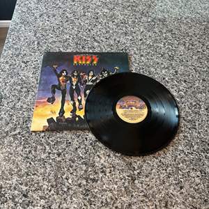 Lot #85 Kiss Destroyer Record