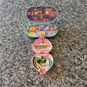 Lot #90 (2) Polly Pockets w/ Pieces