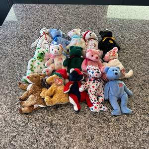 Lot #128 Variety of Ty Beanie Babies