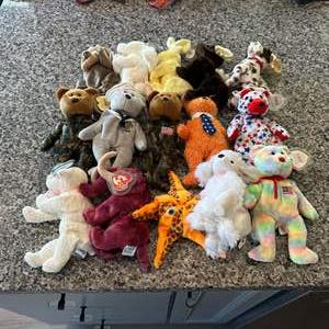 Lot #130 Variety of Ty Beanie Babies