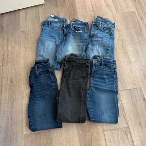 Lot #180 (6) Ladies Jeans - American Eagle, Hollister & More - Size 4