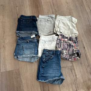 Lot #181 (7) Ladies Shorts - Abercrombie & Fitch, American Eagle & More - Size 4-6