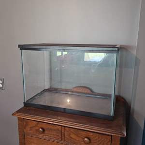 Lot #206 Aquarium Tank