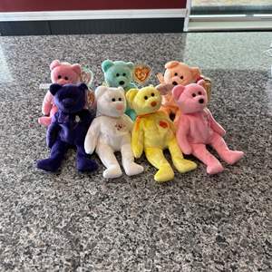 Lot #213 Assorted Ty Beanie Babies Bears