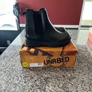 Lot #223 Unr8ed Black Ankle Boots - Size 9W