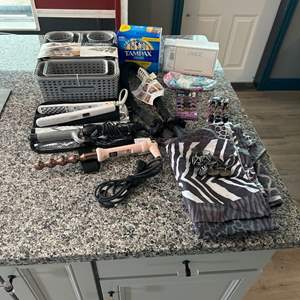 Lot #259 Hair Styling Tools & More Bathroom Essentials