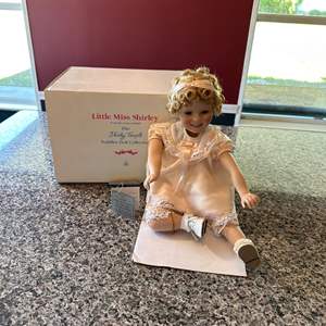 Lot #416 Danbury Mint Porcelain Shirley Temple 