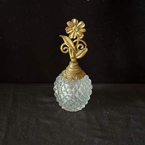 Lot #8 Vintage Perfume Bottle w/ Flower Stopper