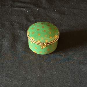 Lot #14 Limoges Hand Painted Trinket Box