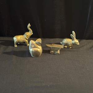 Lot #122 Brass Anvil, Rabbit, Elephant & Mouse