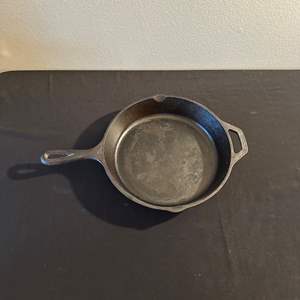 Lot #138 Lodge 10” Cast Iron Pan