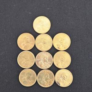 Lot #186 (10) 2000 One Dollar Sacagawea Coins