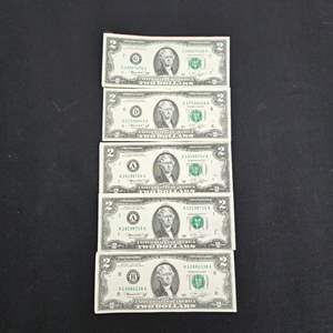 Lot #187 (5) $2 Two Dollar Bills