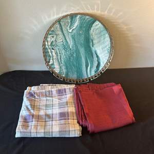 Lot #211 Vanity Tray & (2) Shower Curtains