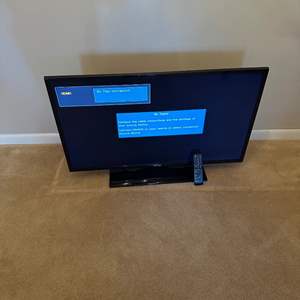 Lot #229 Samsung 40” TV w/ Remote