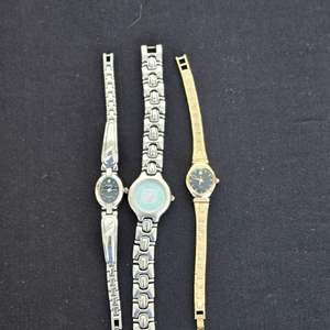 Lot #381 (3) Wristwatches 