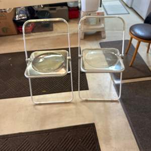 Lot #438 (2) Folding Chairs