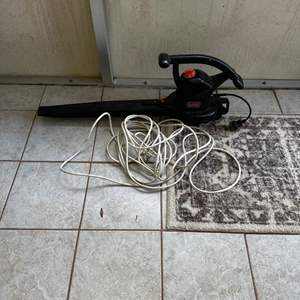 Lot #518 Black & Decker Blower w/ Extension Cable