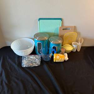 Lot #544 Cutting Boards, Mixing Bowl & More Kitchen Supplies