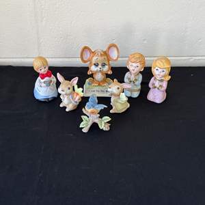 Lot #607 Cute Assortment of Ceramic Figurines