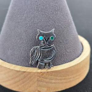 Lot #715 Sterling Silver Owl Pin