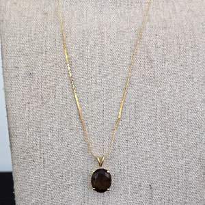 Lot #830 14k Gold Necklace w/ Large Smokey Quartz Stone Pendant - TW is 4.20g