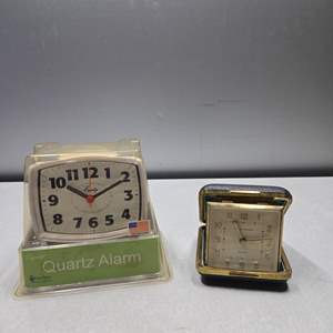 Lot #291 Lot of 2 Vintage Clocks As Shown- 1 In Package