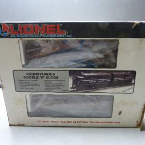 Lot #4 Lionel Pennsylvania Double "A" Alcos With Box