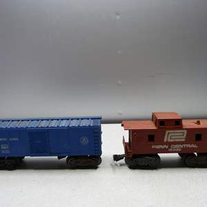 Lot #37 Mixed Lot 2 Vintage Marx Train Cars As Shown