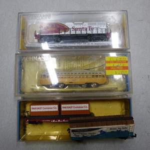 Lot #43 Mixed Lot 4 Miniature Bachmann Trains As Shown