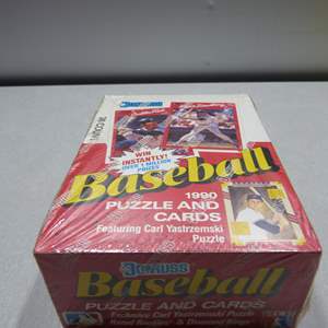 Lot #89 SEALED Case Donruss 1990 Puzzle and Cards