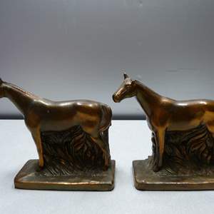 Lot #123 Set of 2 Metal Horse Bookends As Shown See Description