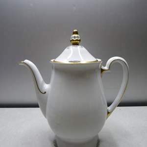 Lot #220 Kgl Priv Tettau Porcelain Coffee Pot